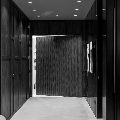 Discover the allure of bespoke elegance with Laurameroni Design Collection