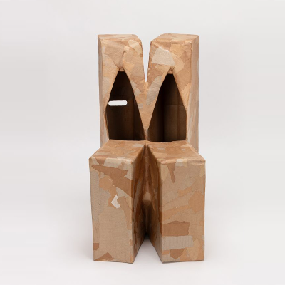 (5) BOX Chair