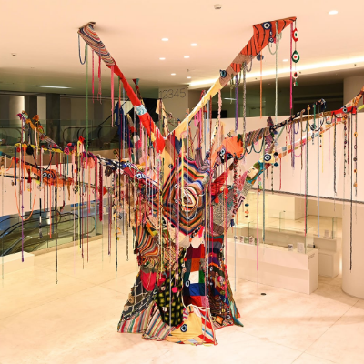 Stephan Goldrajch&rsquo;s Arbre &agrave; palabres weaves in human relationships