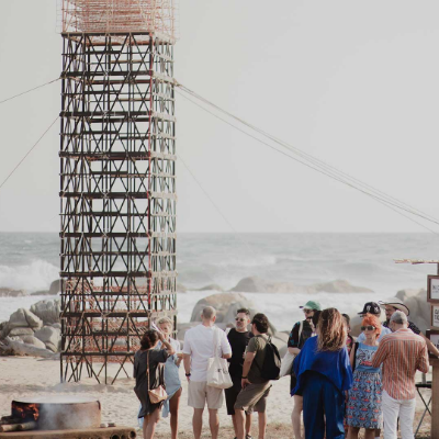 S-AR&rsquo;s Pyrotechnic tower illuminates Casa Naila during Mexico Design Fair 2022