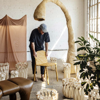 Marta Los Angeles holds a sculptural desert safari with &lsquo;Tino&rsquo;s White Horses&rsquo;
