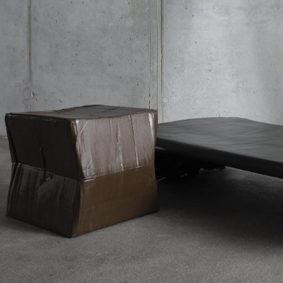 Karton: Illya Goldman Gubin&rsquo;s novel yet familiar cardboard furniture