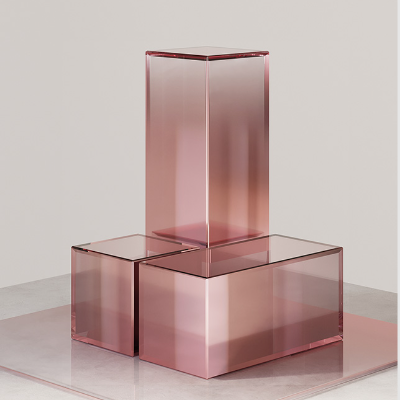 A journey through the reflective world of Formaminima