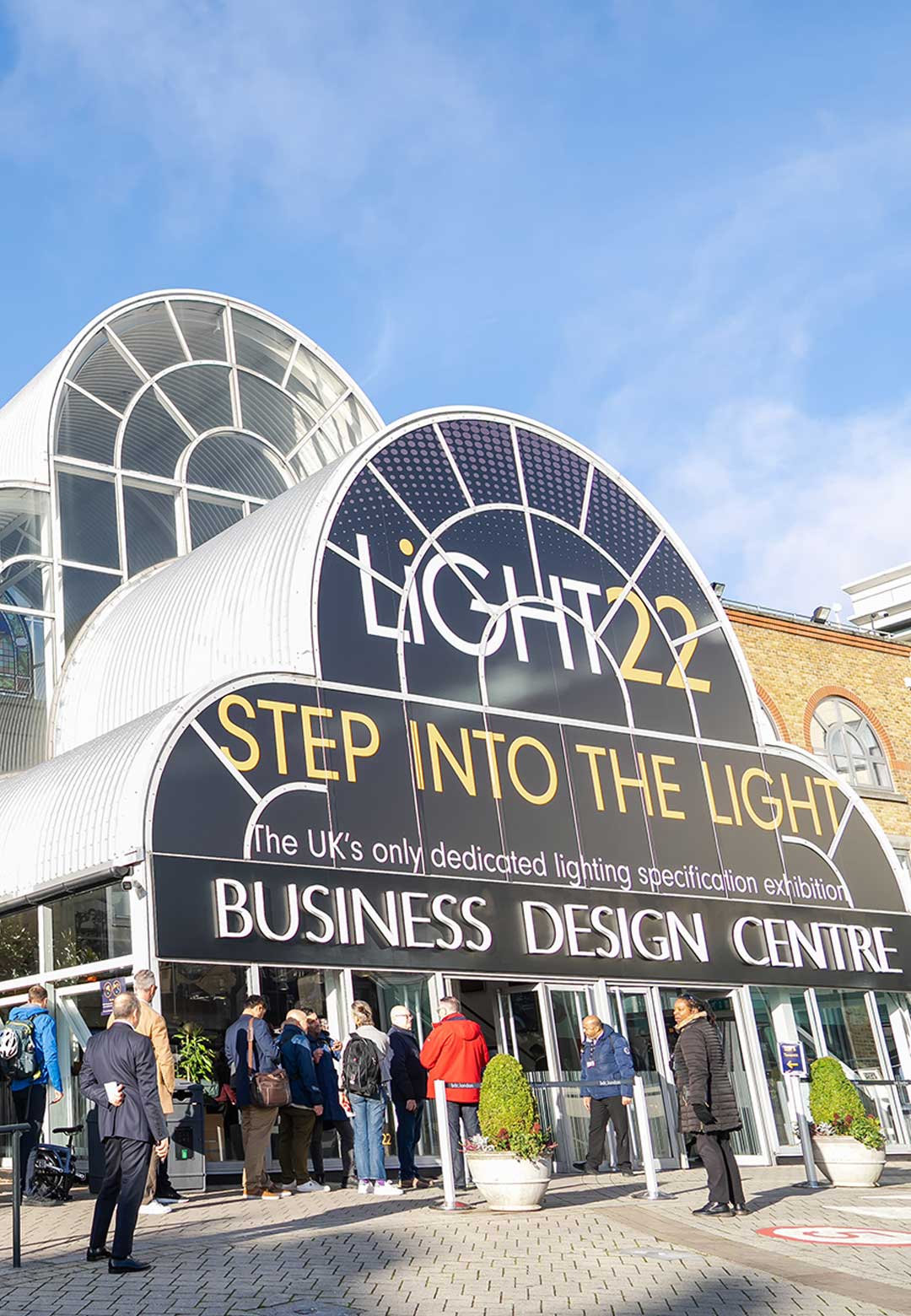 LiGHT illuminates London&rsquo;s Business Design Centre with experiential luminaires