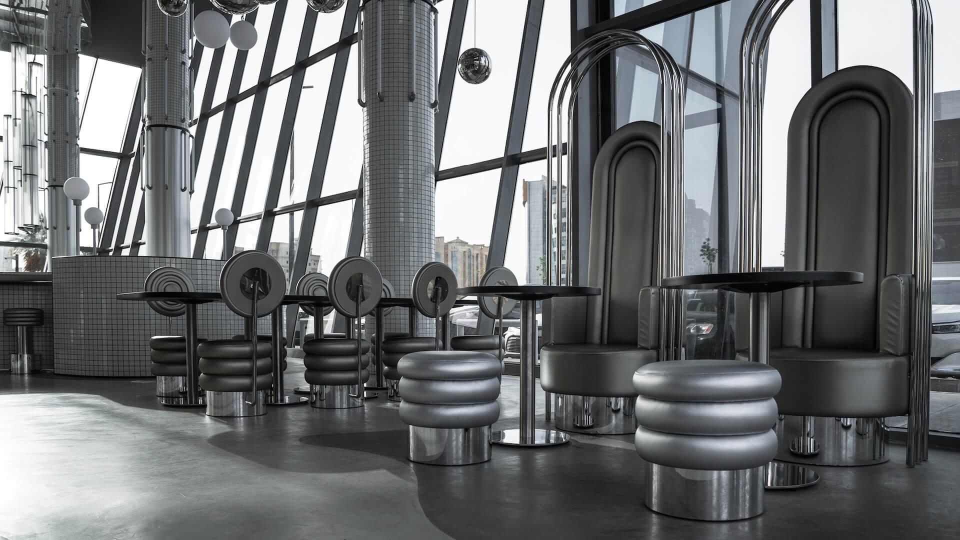 A concept based on water flows within the monochrome grey Mo&rsquo;s bakery, espresso bar