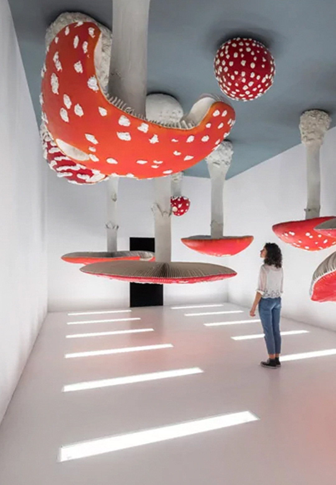 Carsten H&ouml;ller offers childlike wonder with the &lsquo;Upside Down Mushroom Room&rsquo;