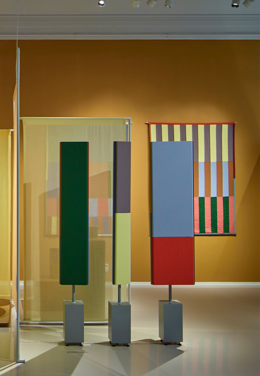 With &lsquo;Multiply,&rsquo; Raw Color stages a barrage of hues at the Cuypershuis