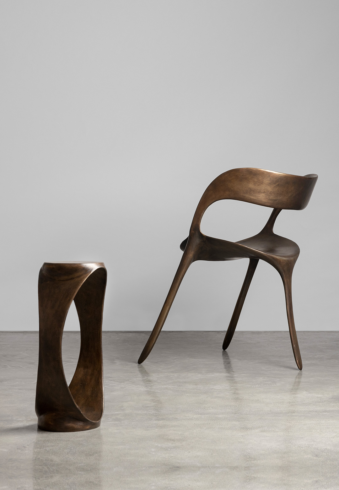 Sebasti&aacute;n &Aacute;ngeles abstracts soundwaves of calmness and love into furniture design