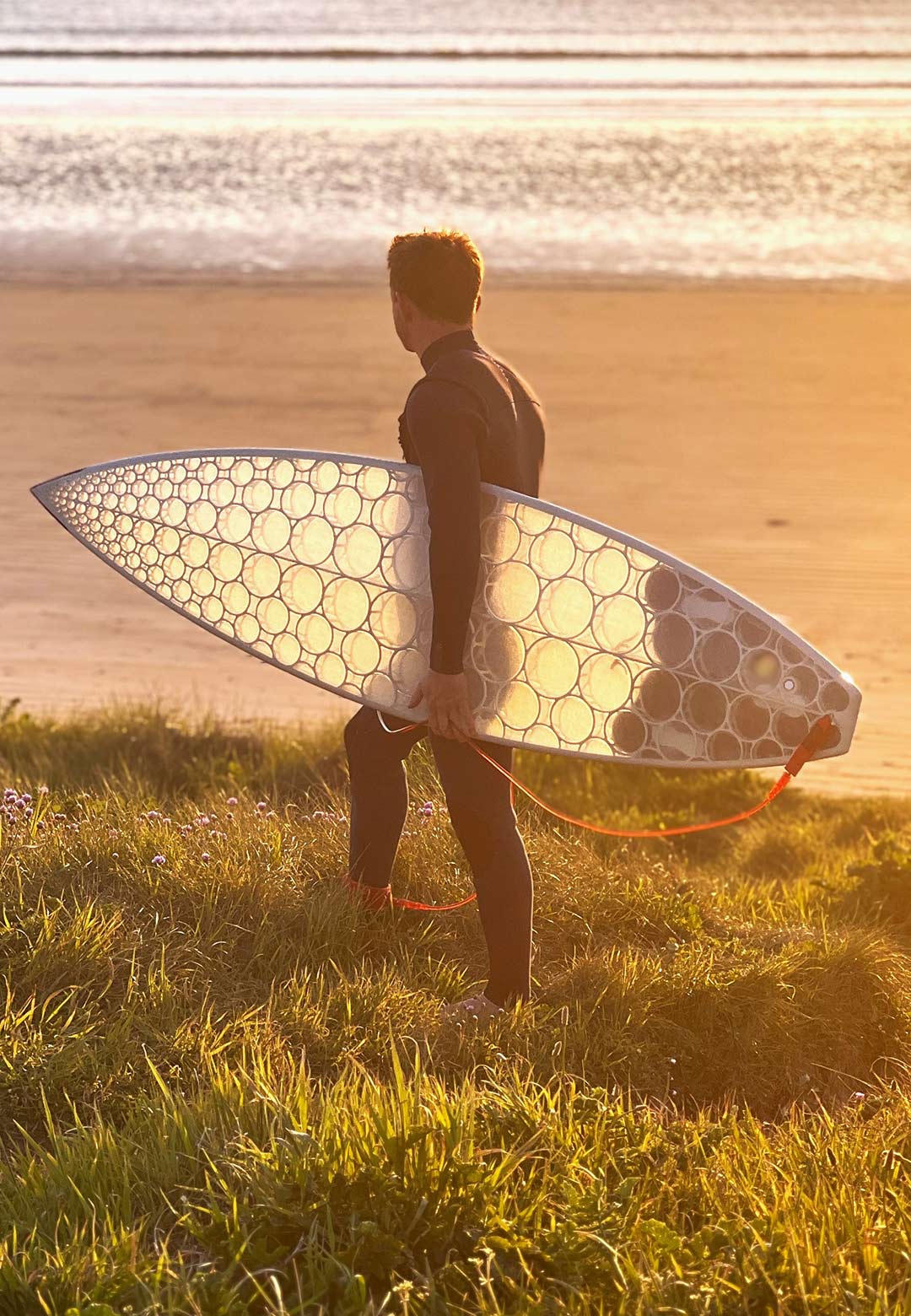 Paradoxal Surfboards' algae-based alternative wins Ocean Pitch Challenge&nbsp;2023