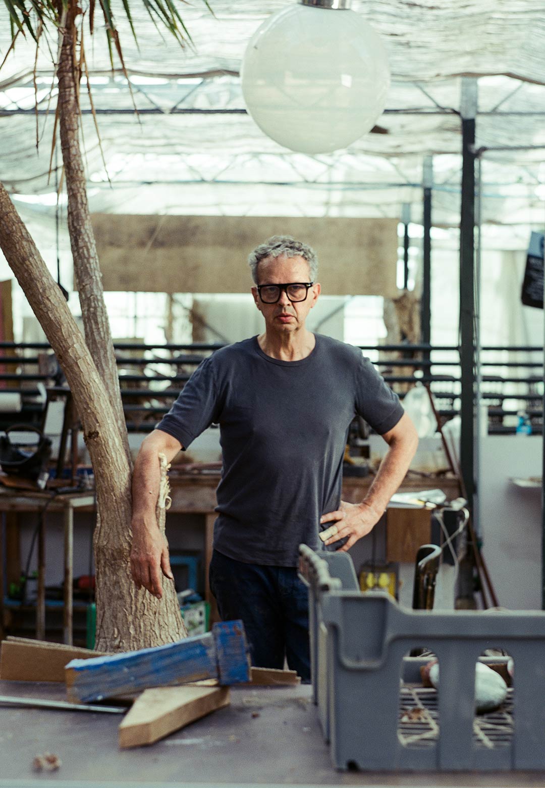 &lsquo;Tom Dixon: Metalhead&rsquo; peeks into 40 years of the self-taught British designer&rsquo;s practice