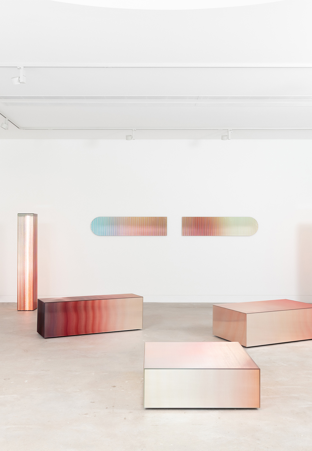 Luminescent expression defines Rive Roshan&rsquo;s &lsquo;Internal Reflection&rsquo;