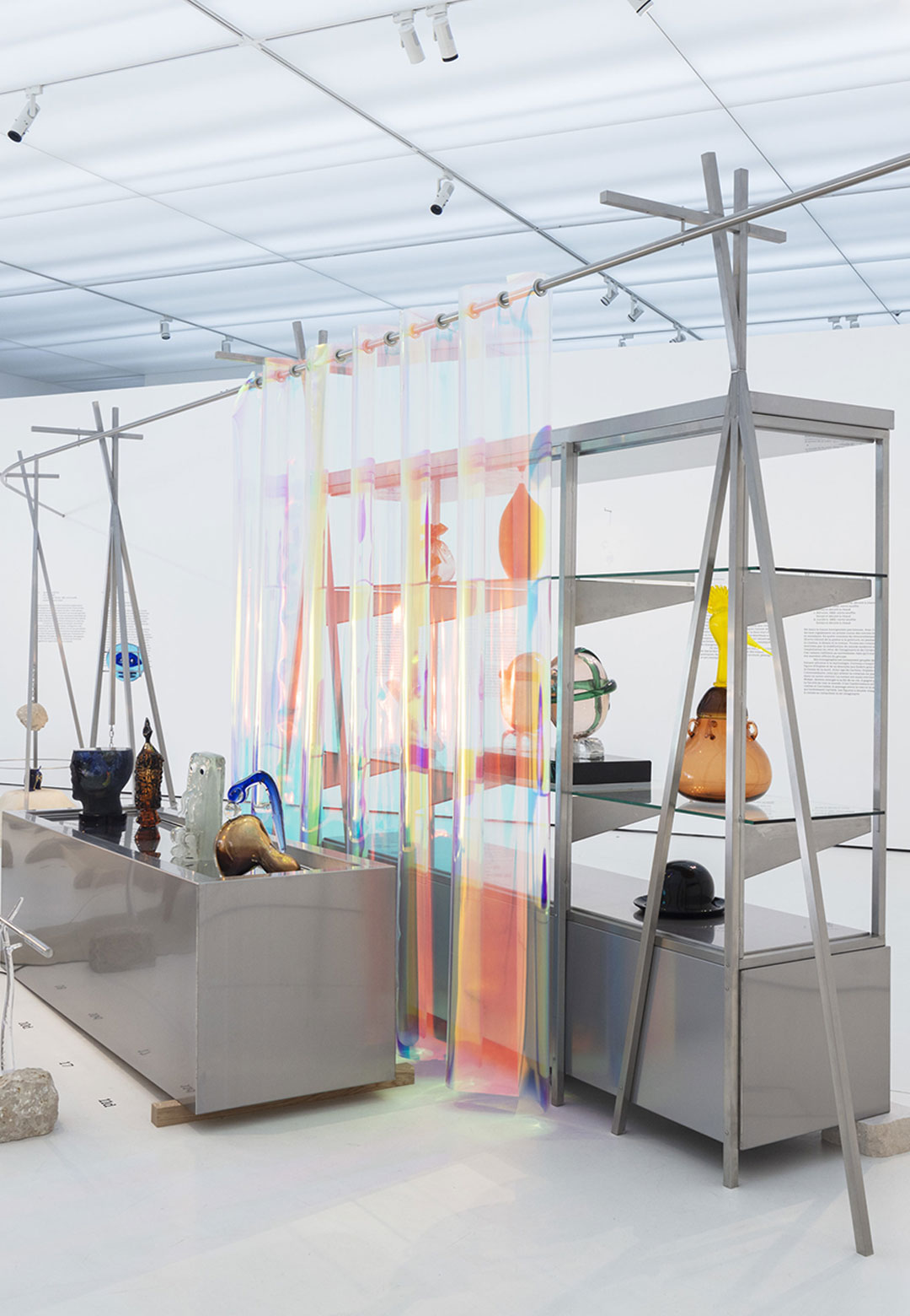 mudac offers a glimpse of its contemporary glass art collection with &lsquo;Alchemy&rsquo;