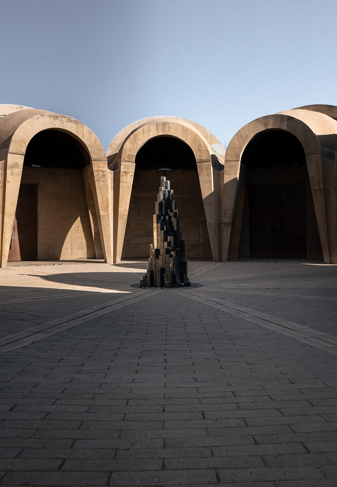 Andr&eacute;s Monnier&rsquo;s stone sculptures enquire whether we are &lsquo;Living in Automatic&rsquo;