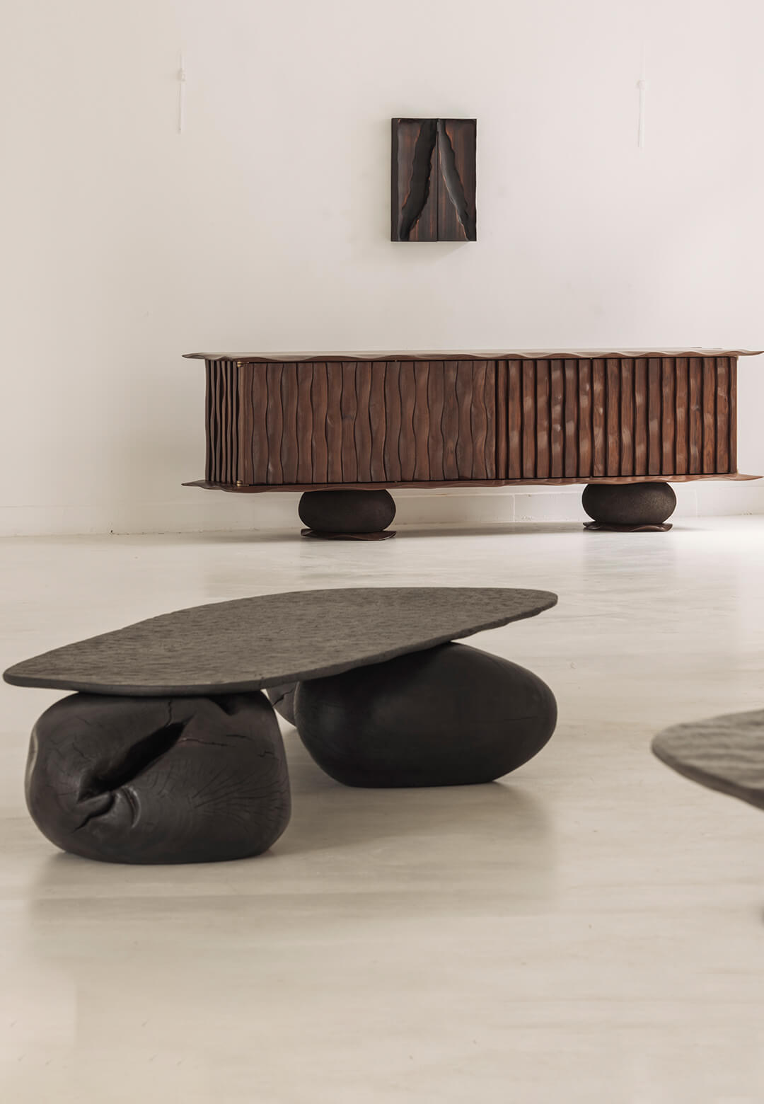 A Serene Dialogue of Matter: Beno&icirc;t Viaene and Katrien Doms at Objects with Narratives