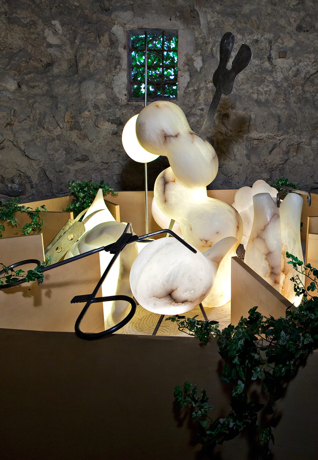 Galleria Continua pays tribute to artist Chen Zhen with Un Village Sans Fronti&egrave;res