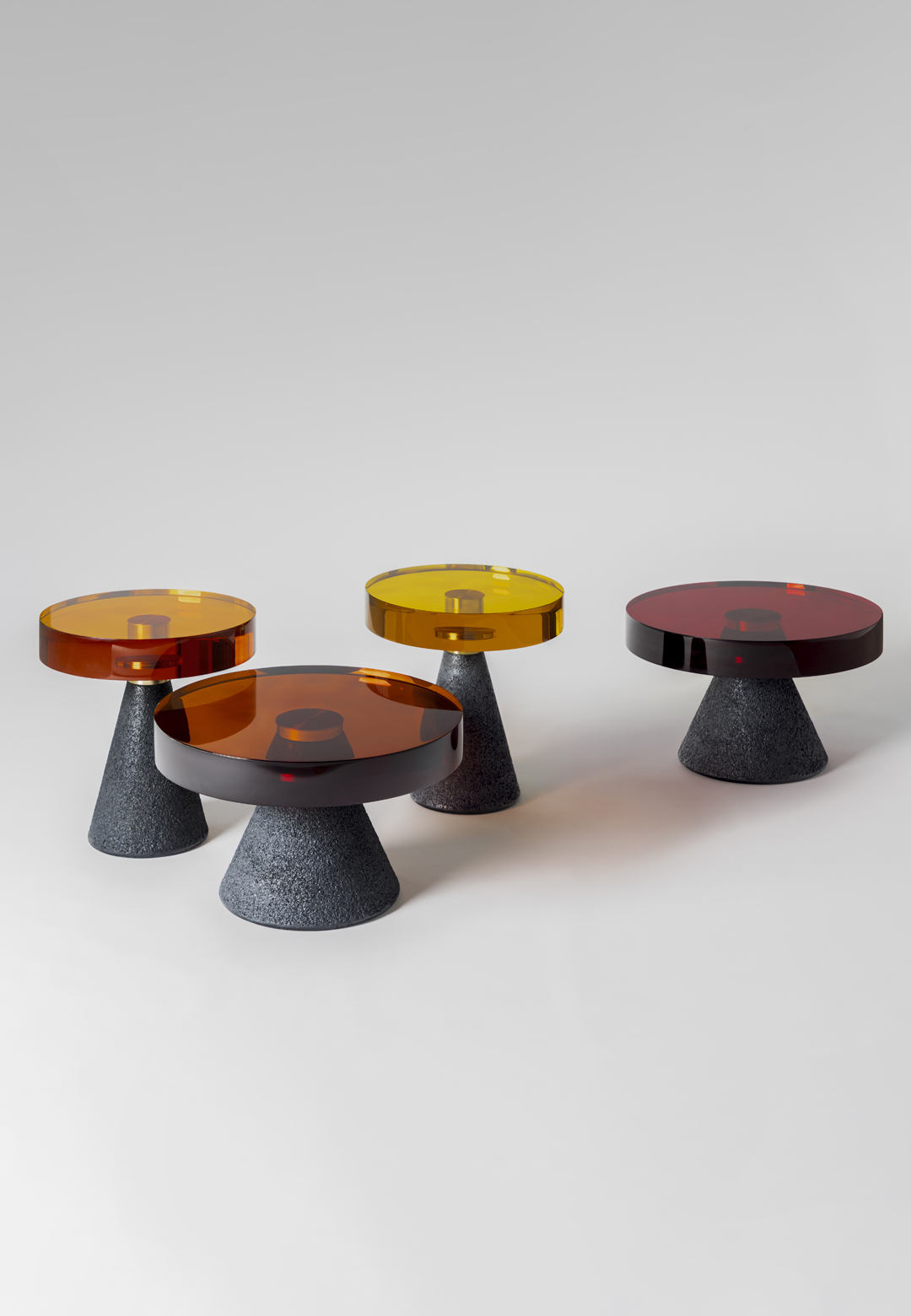 Draga & Aurel extends the Transparency Matters collection with clear, sleek tables