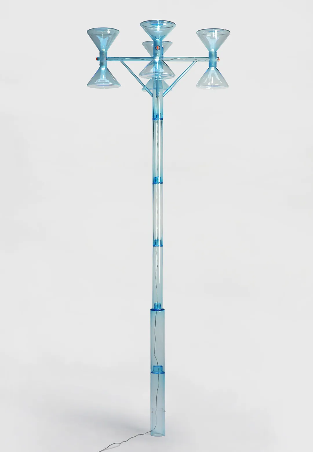 Glass defies convention in Lampposts by the design collective JAM at Galerie kreo