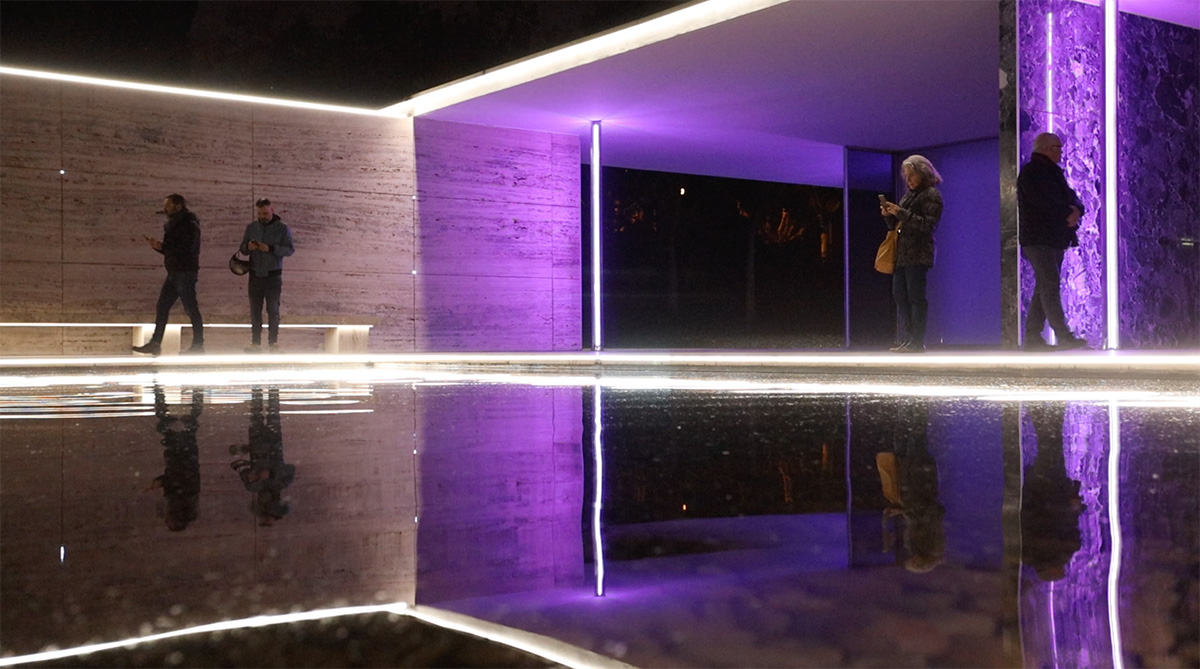 Interiors and the reflecting pond  | Big Bang Building Light! | Mario Pasqualotto | STIRworld